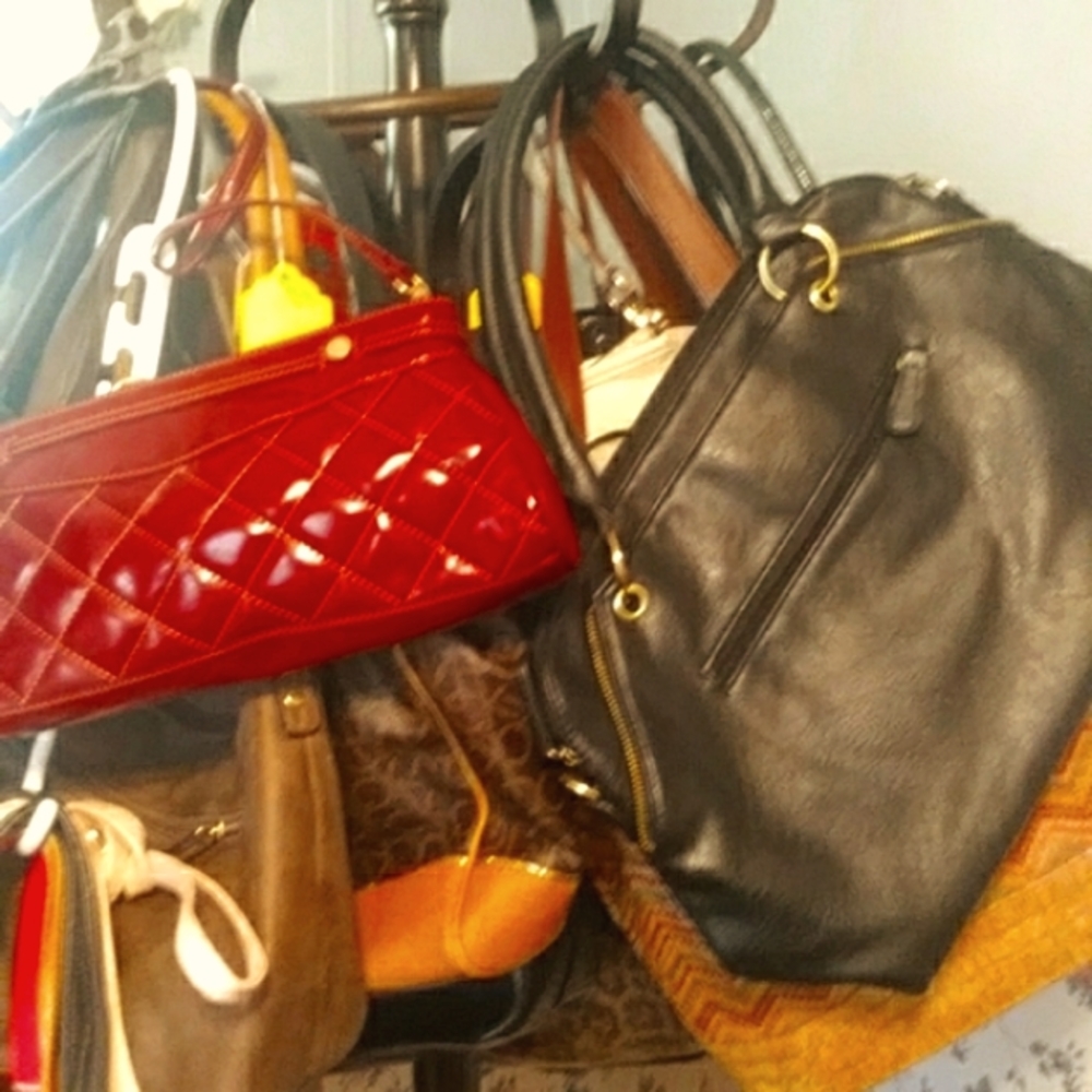50 purses - Picture 10 of 13